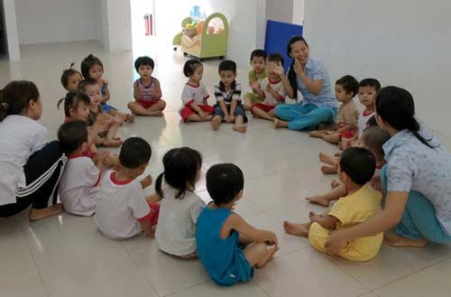 Có nên sử dụng sàn đá trong thiết kế nội thất trường mầm non?